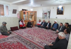ددکتر علیرضا علیپور مدیر کل مدیریت بحران استان از محل غرق شدن جوان ناکام(عرفان حیدری )در رودخانه قزل اوزن روستای نمهیل شهرستان خلخال بازدید وباخانواده معزی دیدار وابراز همدردی کردند